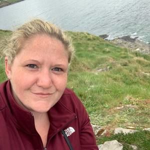 Meet your Posher, Dee